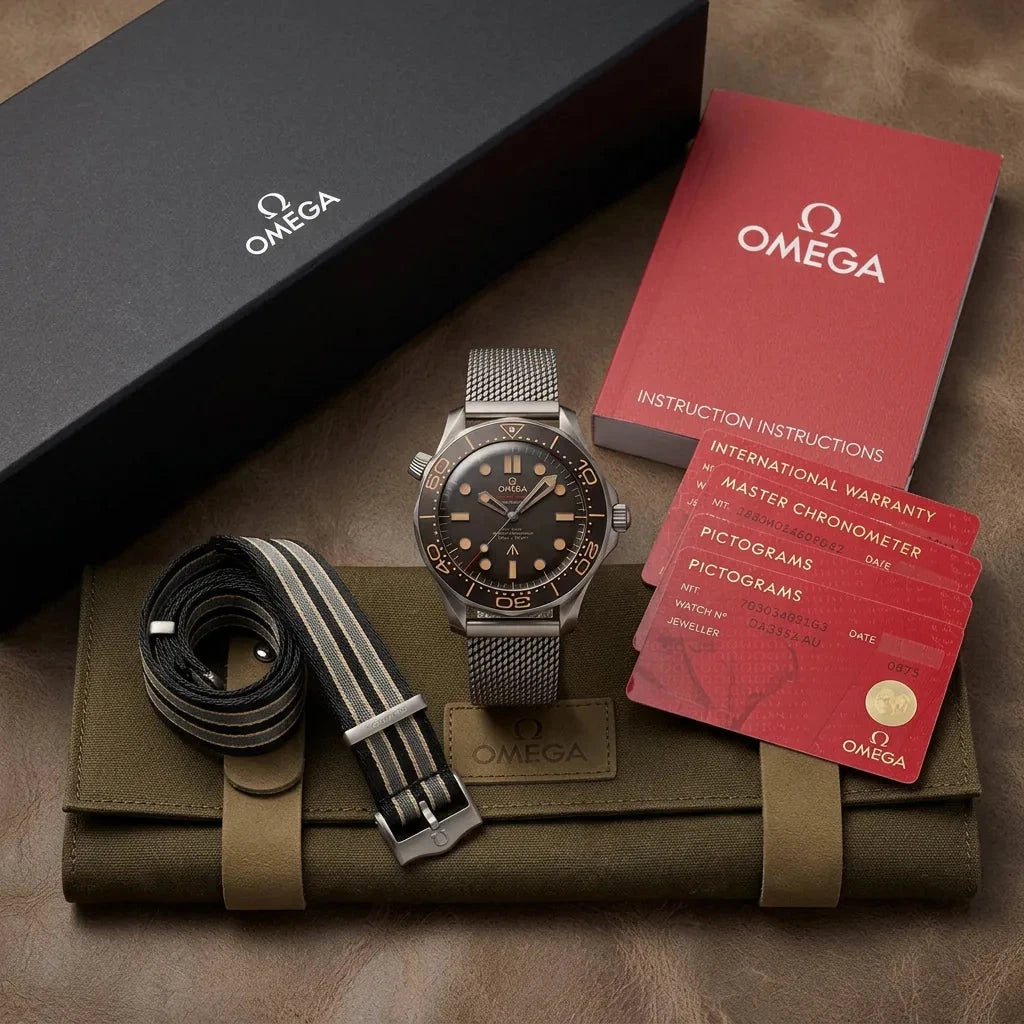 Military Diver Watch 42mm – Automatic Brown Dial Mesh Bracelet — view 6