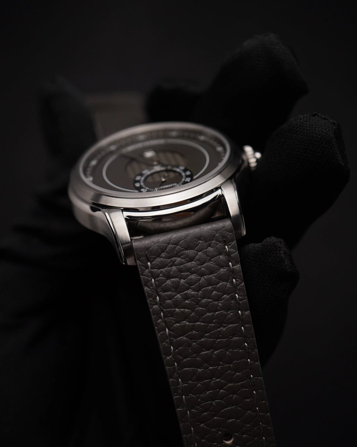 39 mm Automatic Watch – Sapphire Crystal Leather Strap — view 8