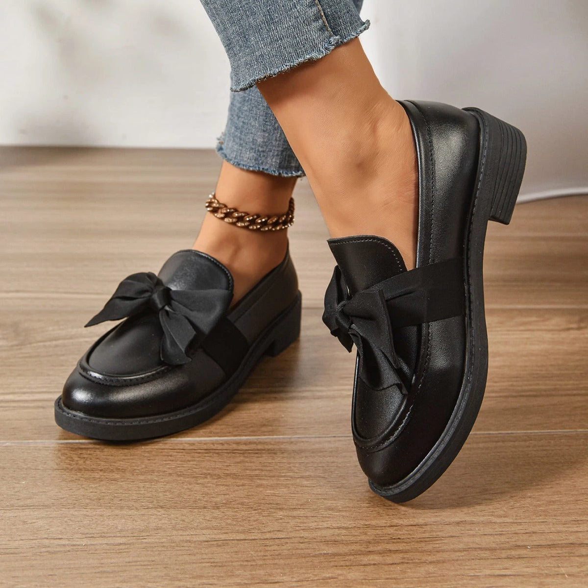 Alice Women's Loafers – Bow Detail Everyday Comfort — Black